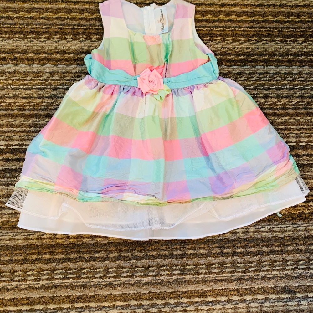Clothes - Picture 2 of 2